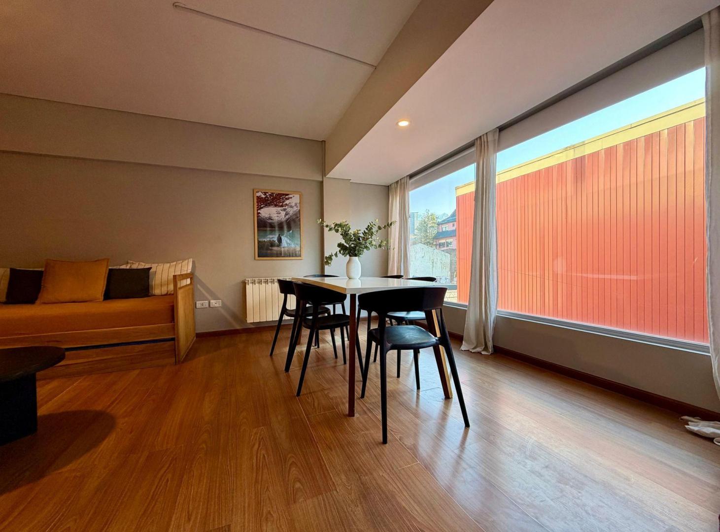 Foto de Venta monoambiente con cochera MICROCENTRO Ushuaia, imagen 3