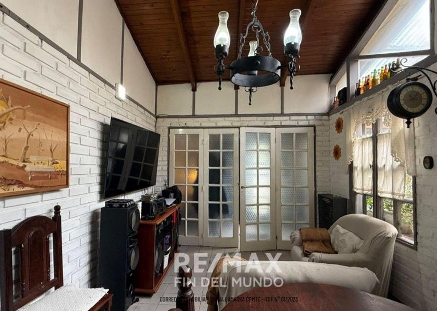 Foto de CASA MAS DOS DEPARTAMENTOS EN EXCELENTE ZONA, imagen 3