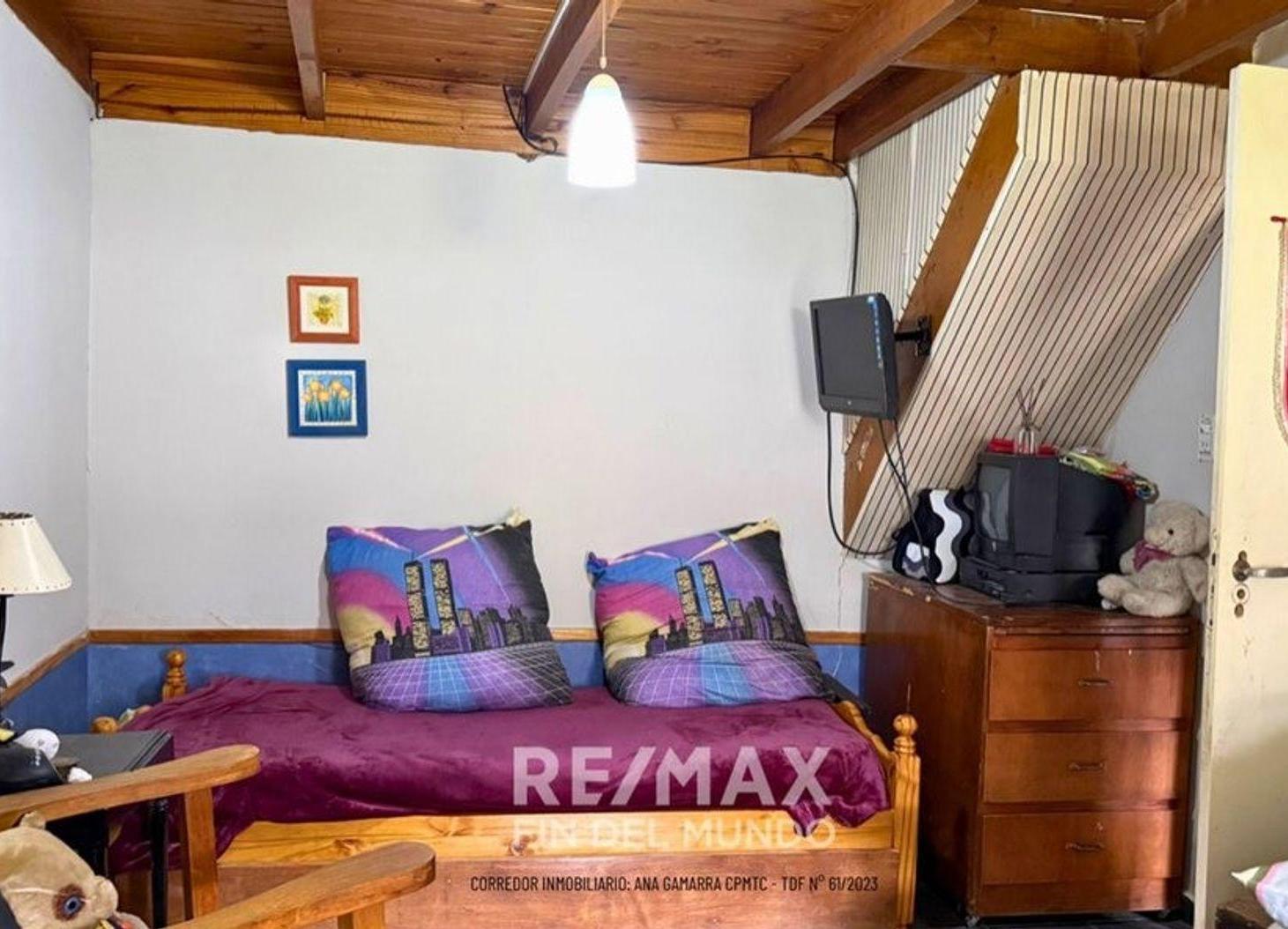 Foto de CASA MAS DOS DEPARTAMENTOS EN EXCELENTE ZONA, imagen 3