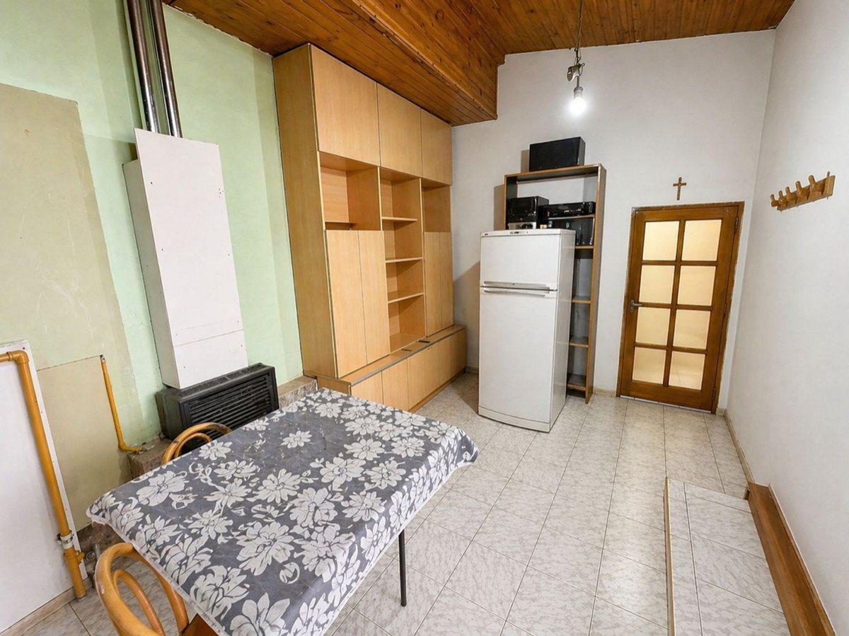 Foto de VENTA O PERMUTA casa + local + dptos Ushuaia., imagen 4