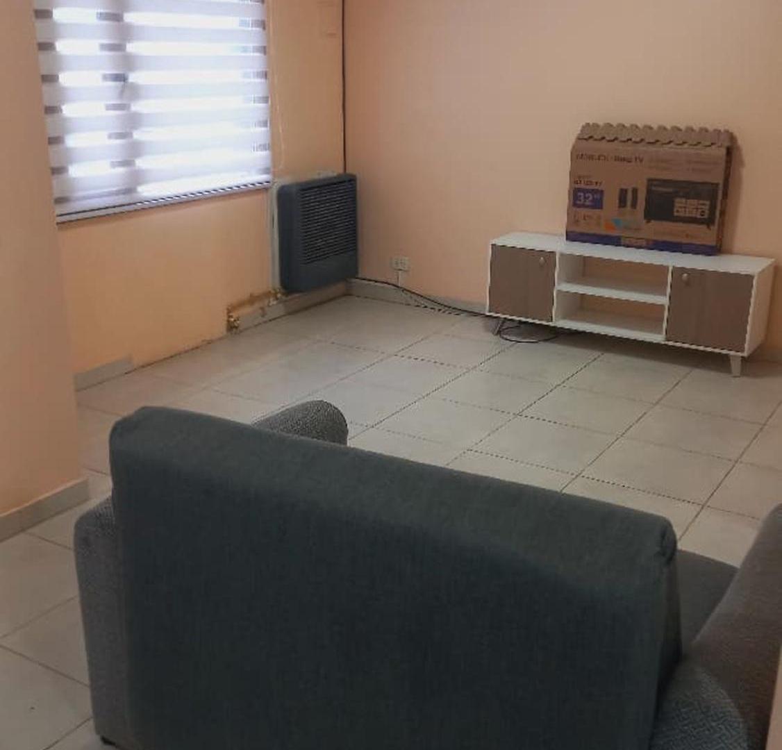 Foto de ALQUILER DE CASA - GOB. PAZ 200 - ZONA CENTRICA, imagen 2