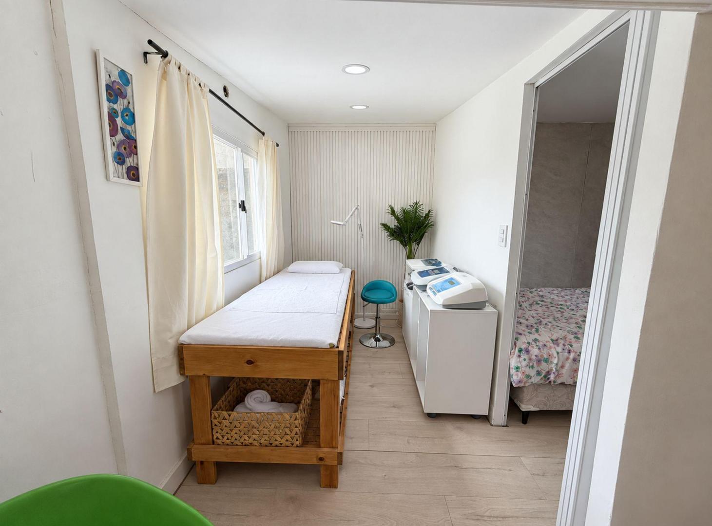 Foto de PH con gran patio en venta, Ushuaia, 5 ambientes, imagen 2