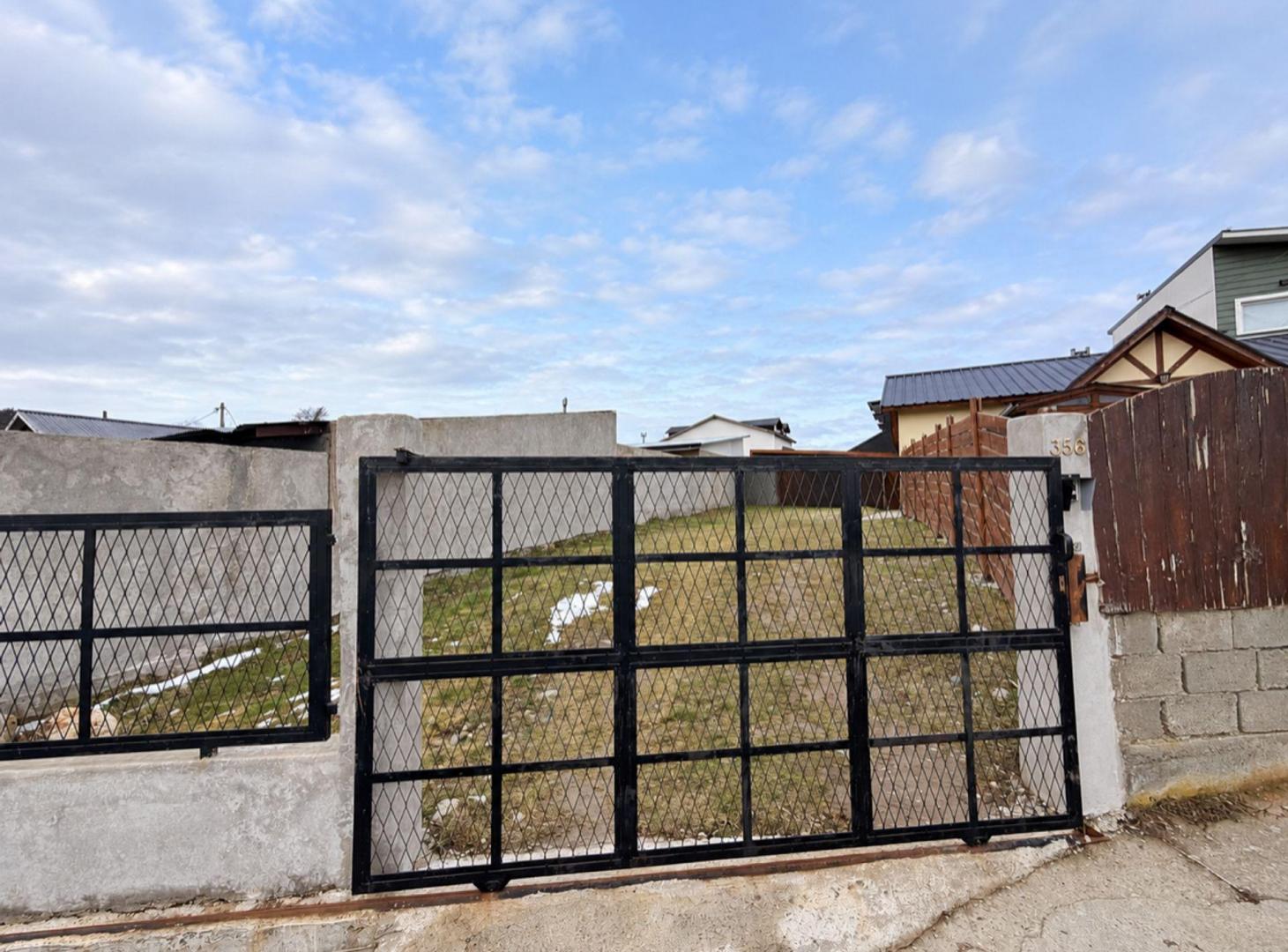 Foto de PH con gran patio en venta, Ushuaia, 5 ambientes, imagen 3