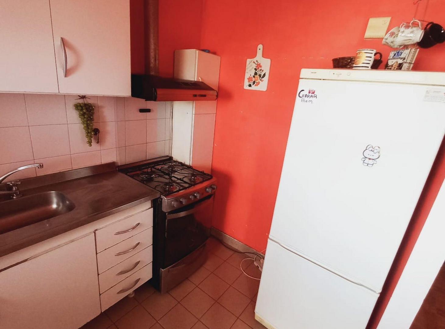 Foto de VENTA DE DEPARTAMENTO 3 DORMITORIOS B°96 VIVIENDAS, imagen 4