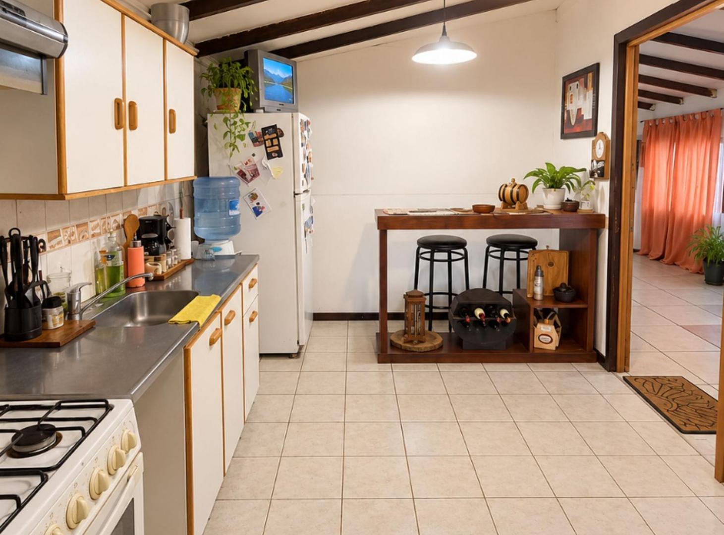 Foto de CASA MÁS DEPARTAMENTO – UBICACION CENTRICA, imagen 3