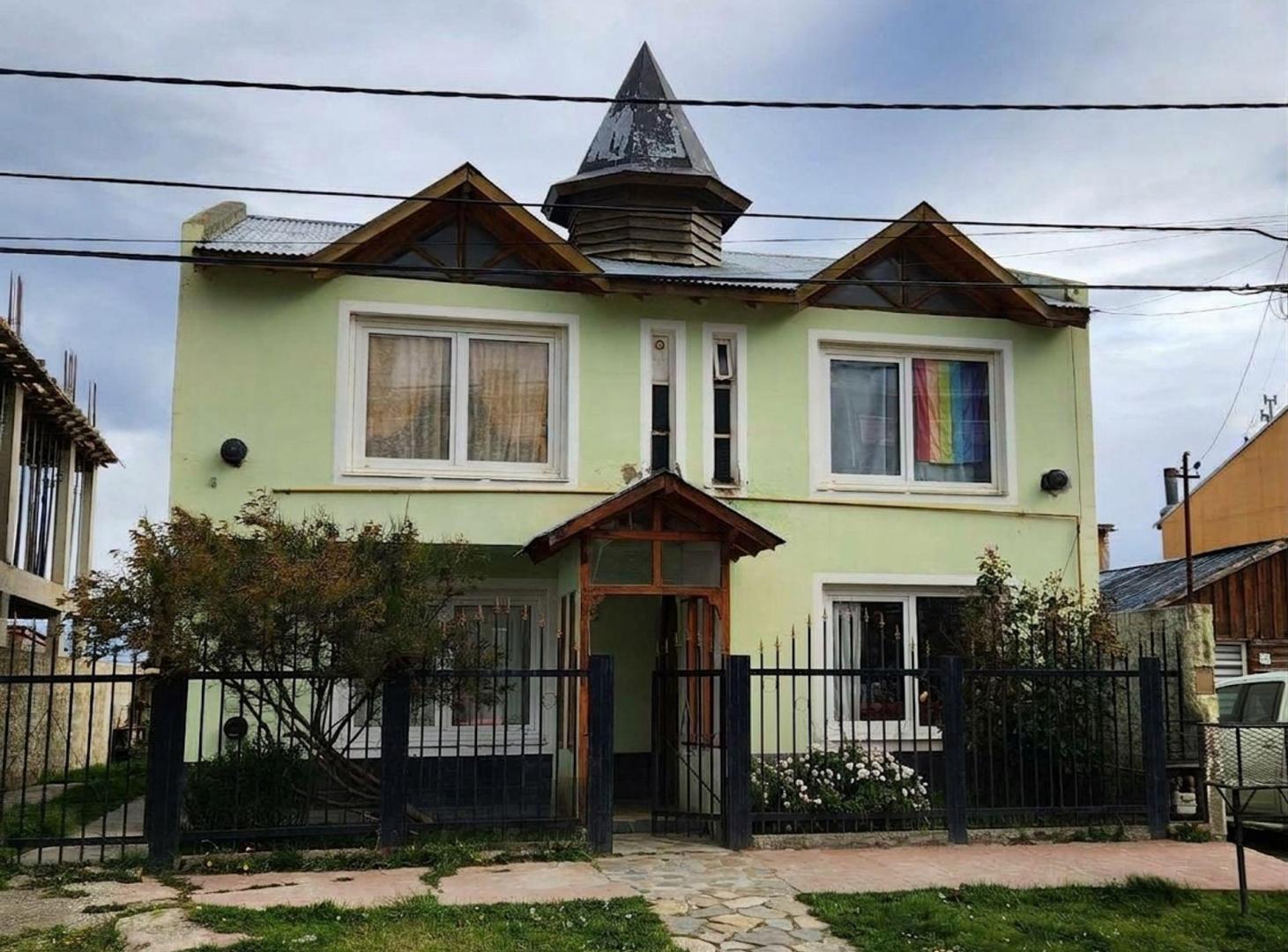 Foto de VENTA DE CASA 3 DORMITORIOS - B° MALVINAS, imagen 2