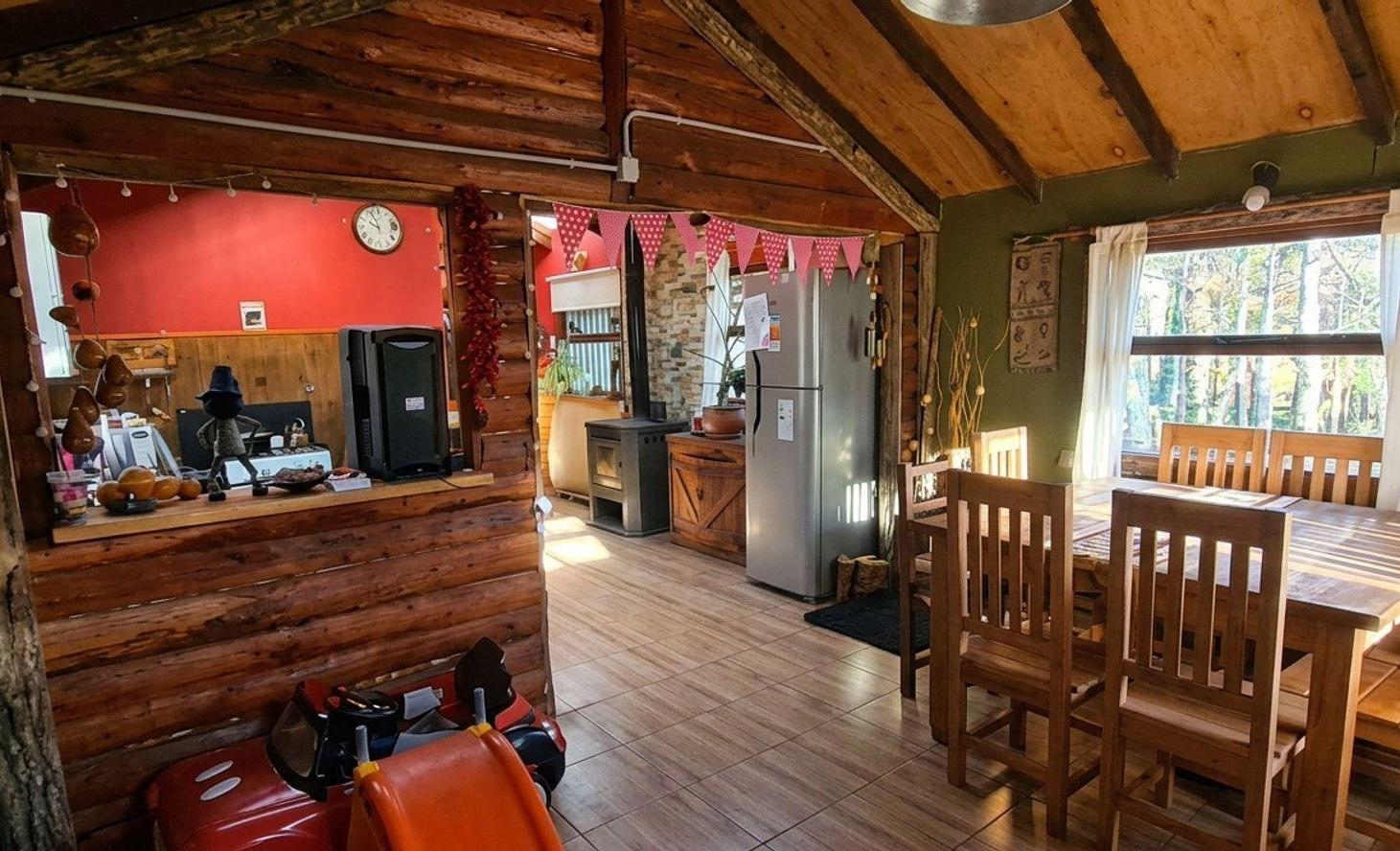 Foto de HERMOSA CABAÑA DE CON 3243 M2 DE BOSQUE NATIVO, imagen 2