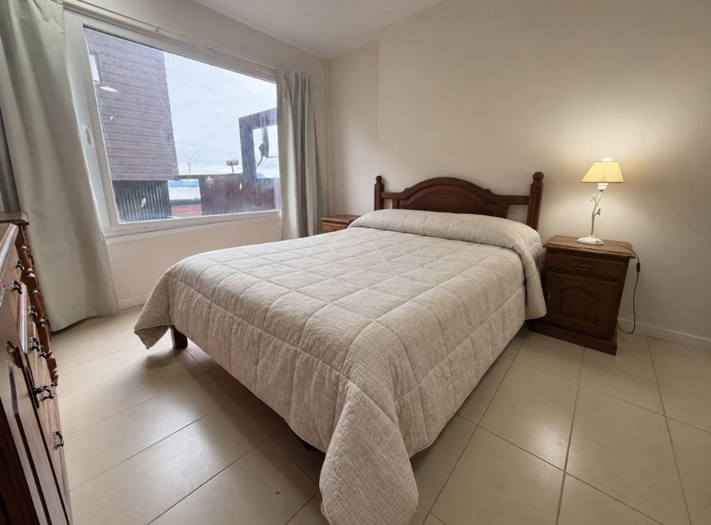 Foto de VENTA DE DEPARTAMENTO 1 DORM ALTOS DE OSHOVIA, imagen 3