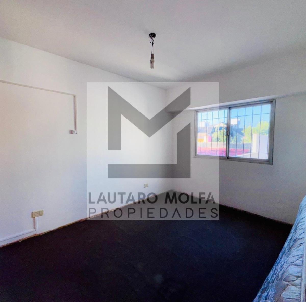 POTENCIAL CASA EN PH 1ER PISO-CASTELAR NORTE