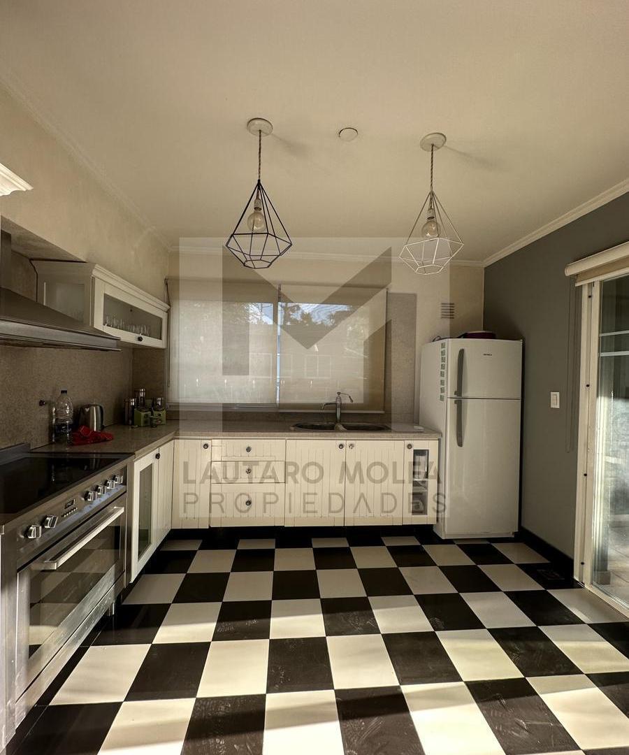 Foto de Casa venta o Alquiler amueblado 5 ambientes en Barrio cerrado Altos Del Sol, imagen 5