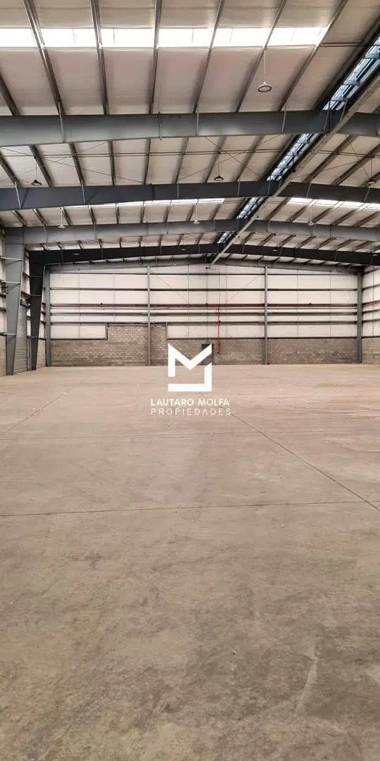 Nave Industrial 2000mt2 3