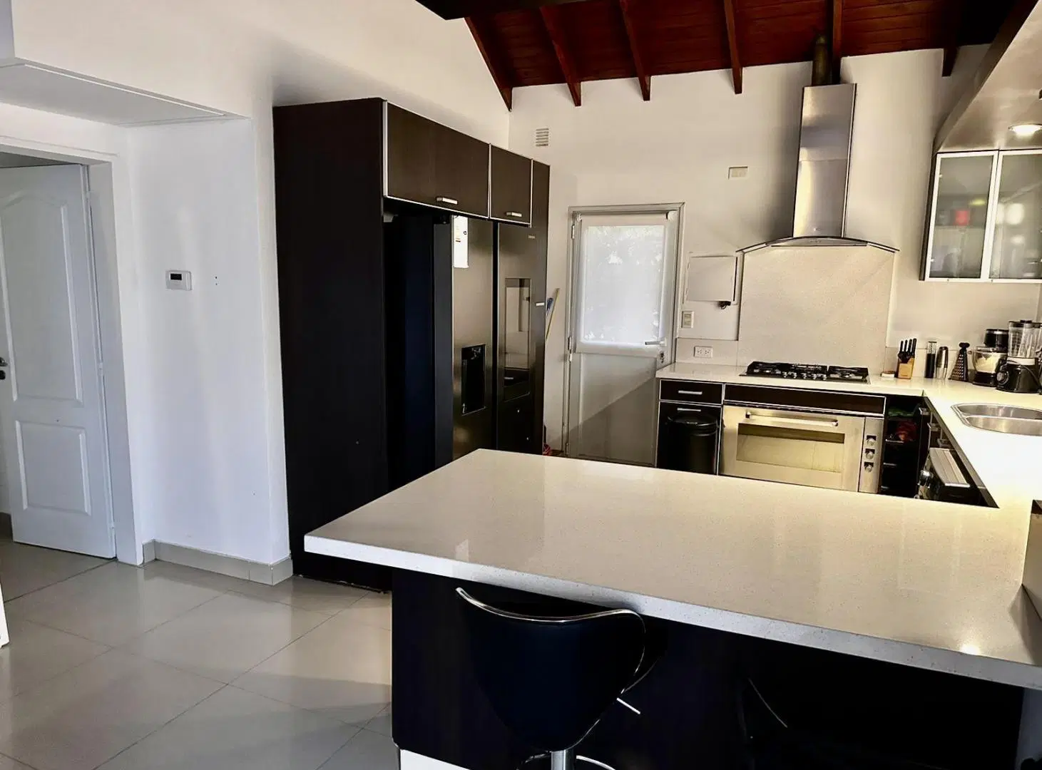 CASA EN ALQUILER EN BARRIO CERRADO ALTOS DEL SOL 2
