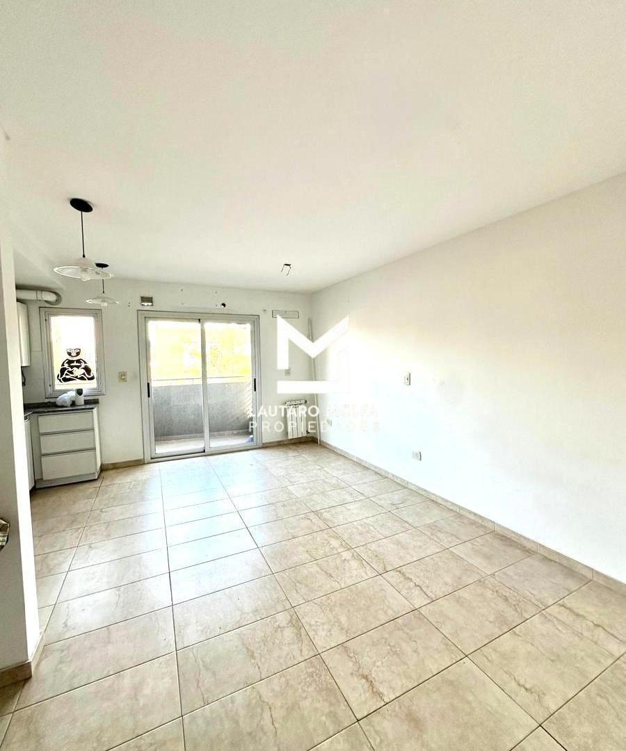 Foto de Departamento 2 ambientes Castelar Sur con cochera, imagen 4