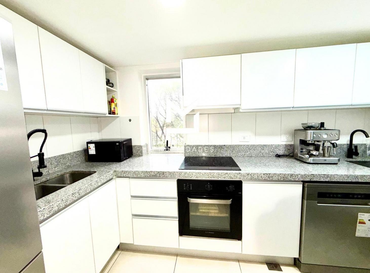 Foto de Departamento 4 ambientes venta edificio Durban Olazábal Ituzaingo Centro, imagen 4