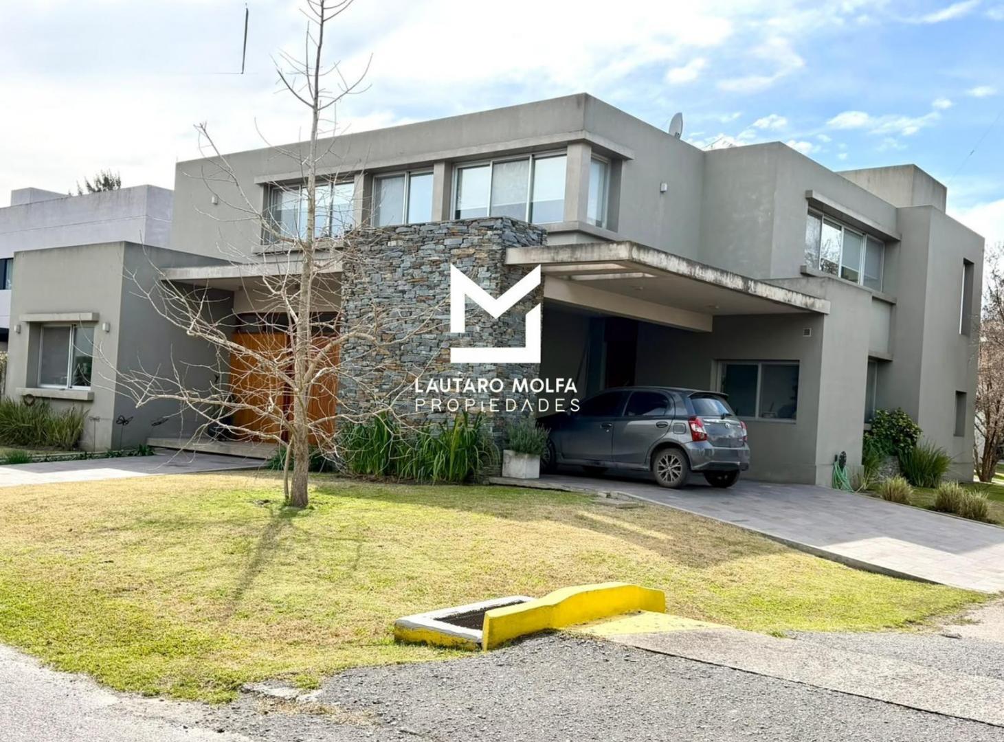 Foto de Casa 6 Ambientes en Venta Barrio Privado Altos Del Sol Ituzaingo Norte, imagen 1