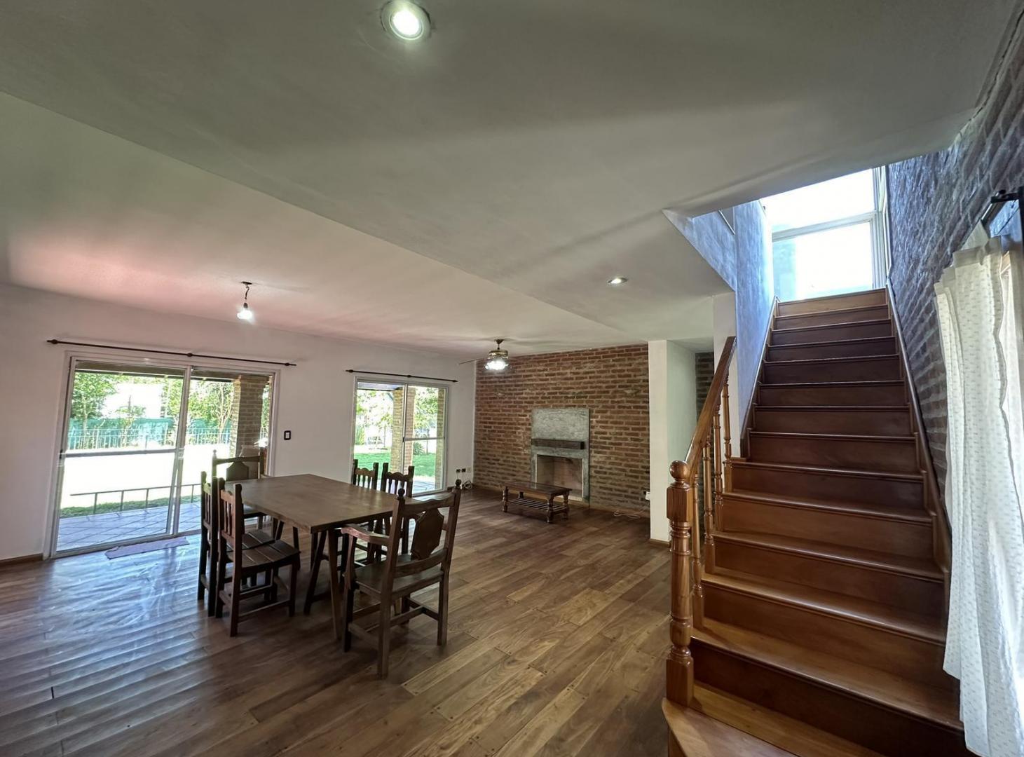 Foto de CASA 3 Amb.EN VENTA BARRIO CERRADO ALTOS DEL SOL con pileta, imagen 5