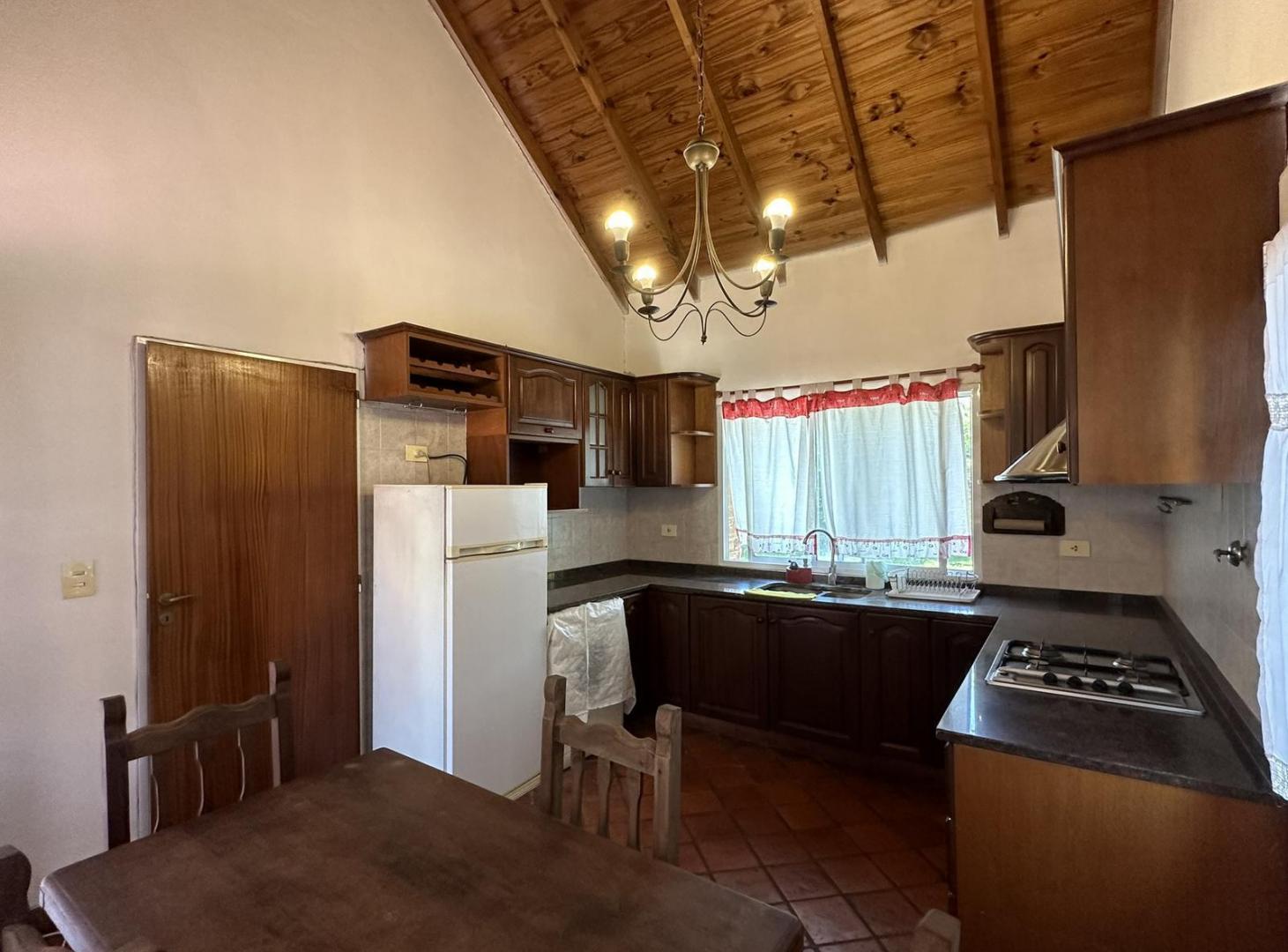 Foto de CASA 3 Amb.EN VENTA BARRIO CERRADO ALTOS DEL SOL con pileta, imagen 4
