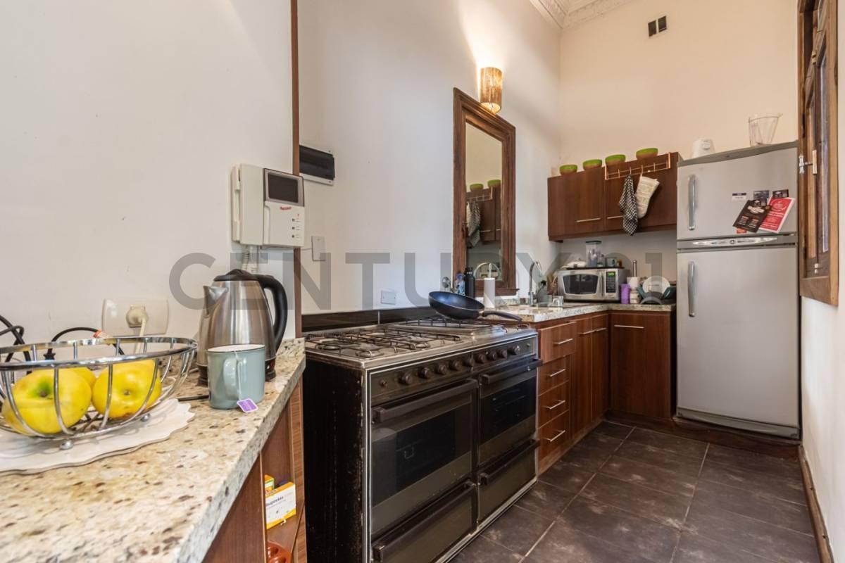 Venta PH 4 Ambientes con Cochera en Casona Historica Apto Credito 4