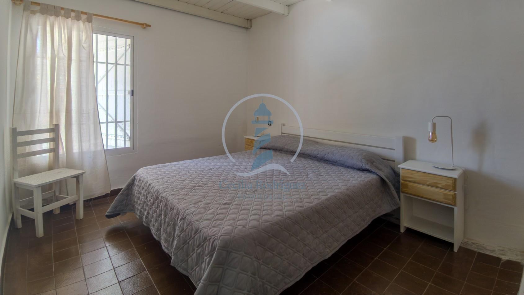 Foto de Gran Chalet 4 amb. c/parque y parrilla - a 4 cdas. del mar, imagen 2