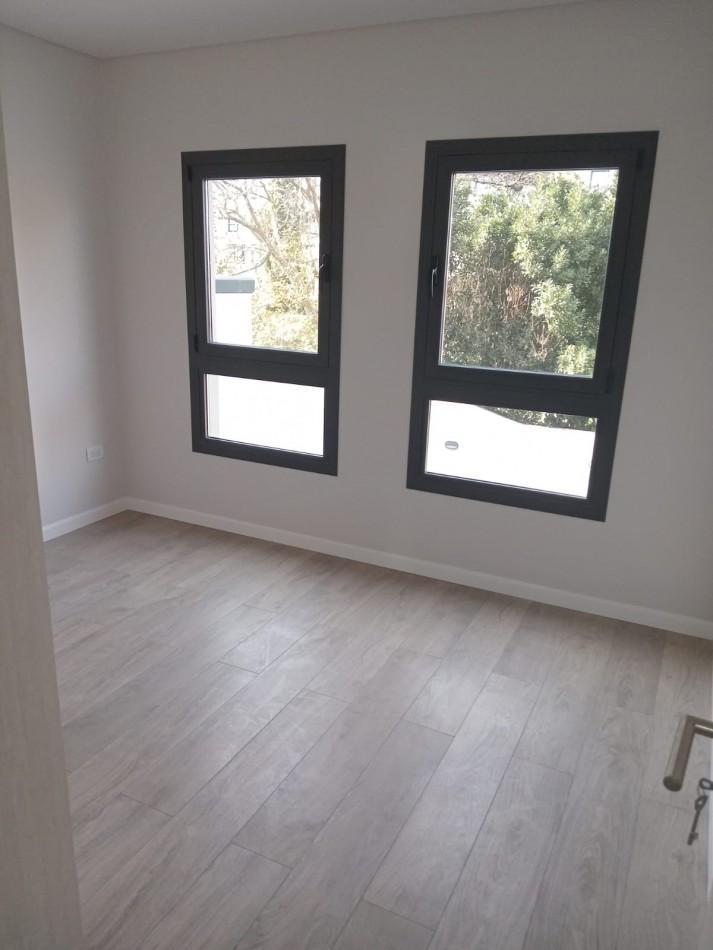 Piso a Estrenar 4 Ambientes Cochera y Terraza Propia 4