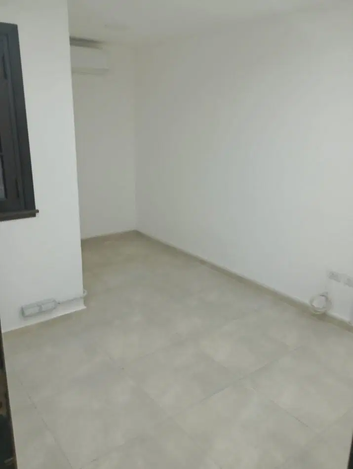 Oficina a la calle  uso profesional/consultorios  24 MESES 3