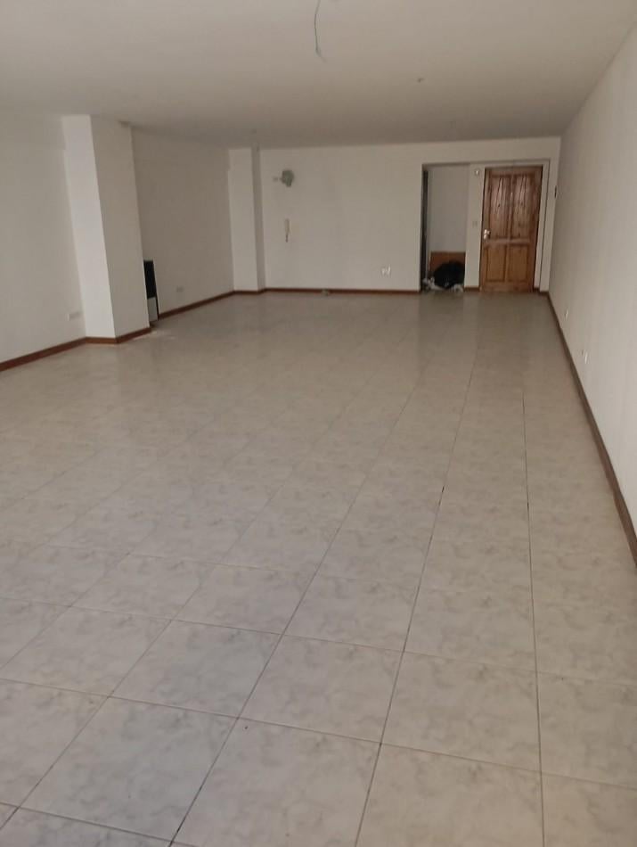 Foto de Oficina uso profesional/comercial x 24 meses en alquiler, imagen 3