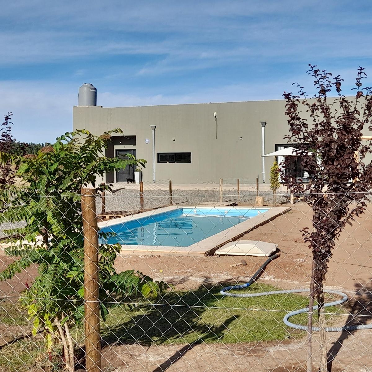 Hermosa Casa, ruta 22 Km 1248 Plottier. 2
