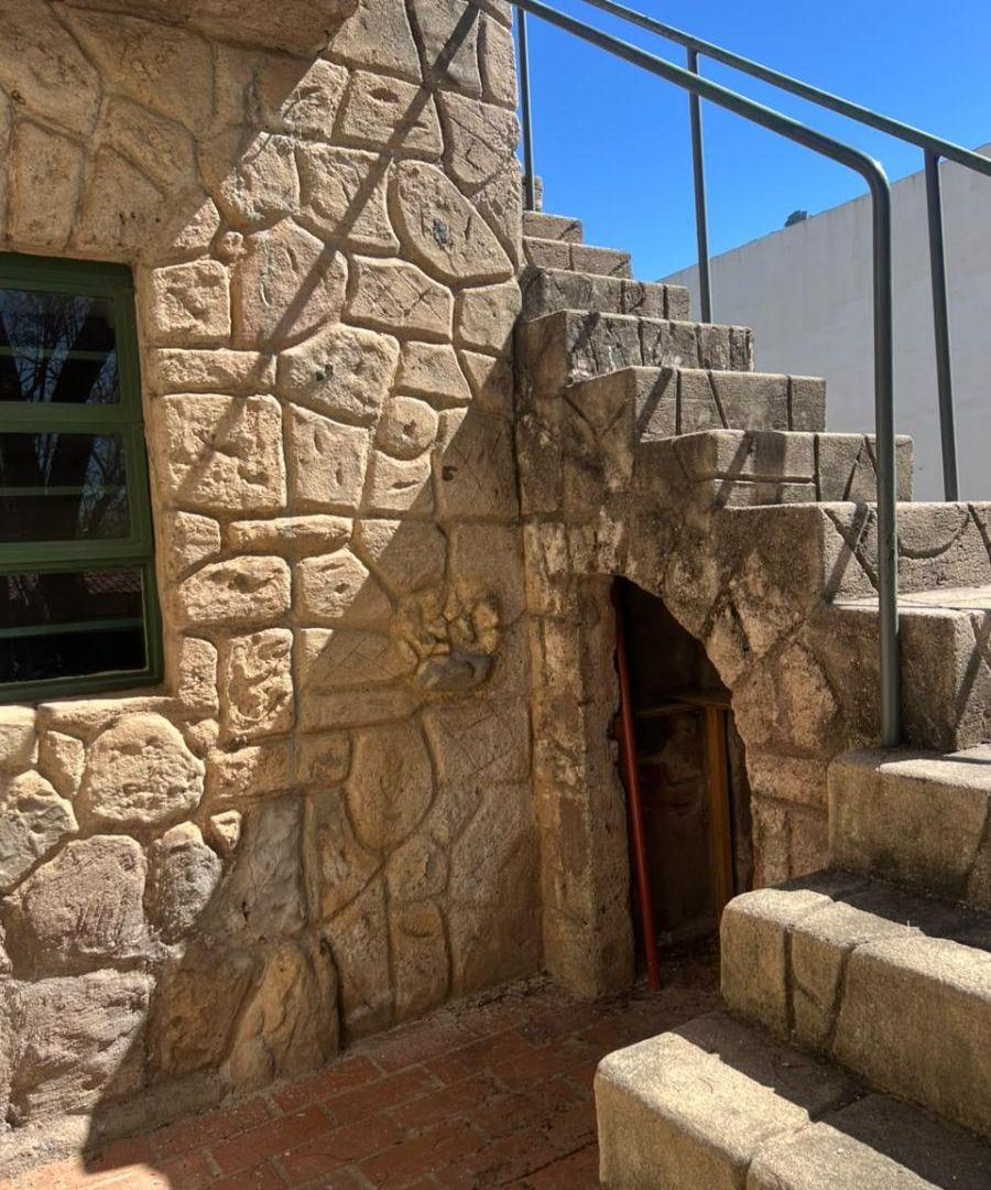 Foto de EXCLUSIVA CASA EN ALQUILER EN VILLA ALLENDE!! $ 1.200.000.- MENSUALES, imagen 2