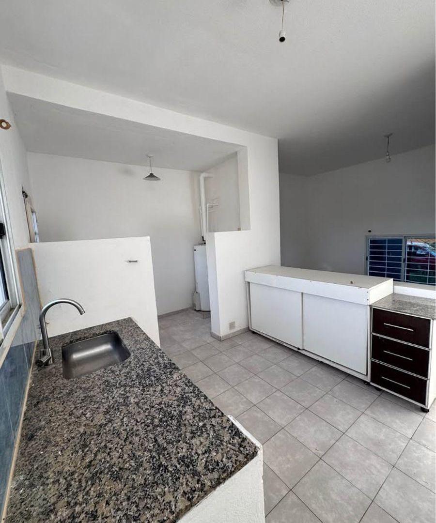Foto de ALQUILO CASA VILLA ALLENDE, BARRIO CUMBRES !! $950.000 por mes, imagen 2