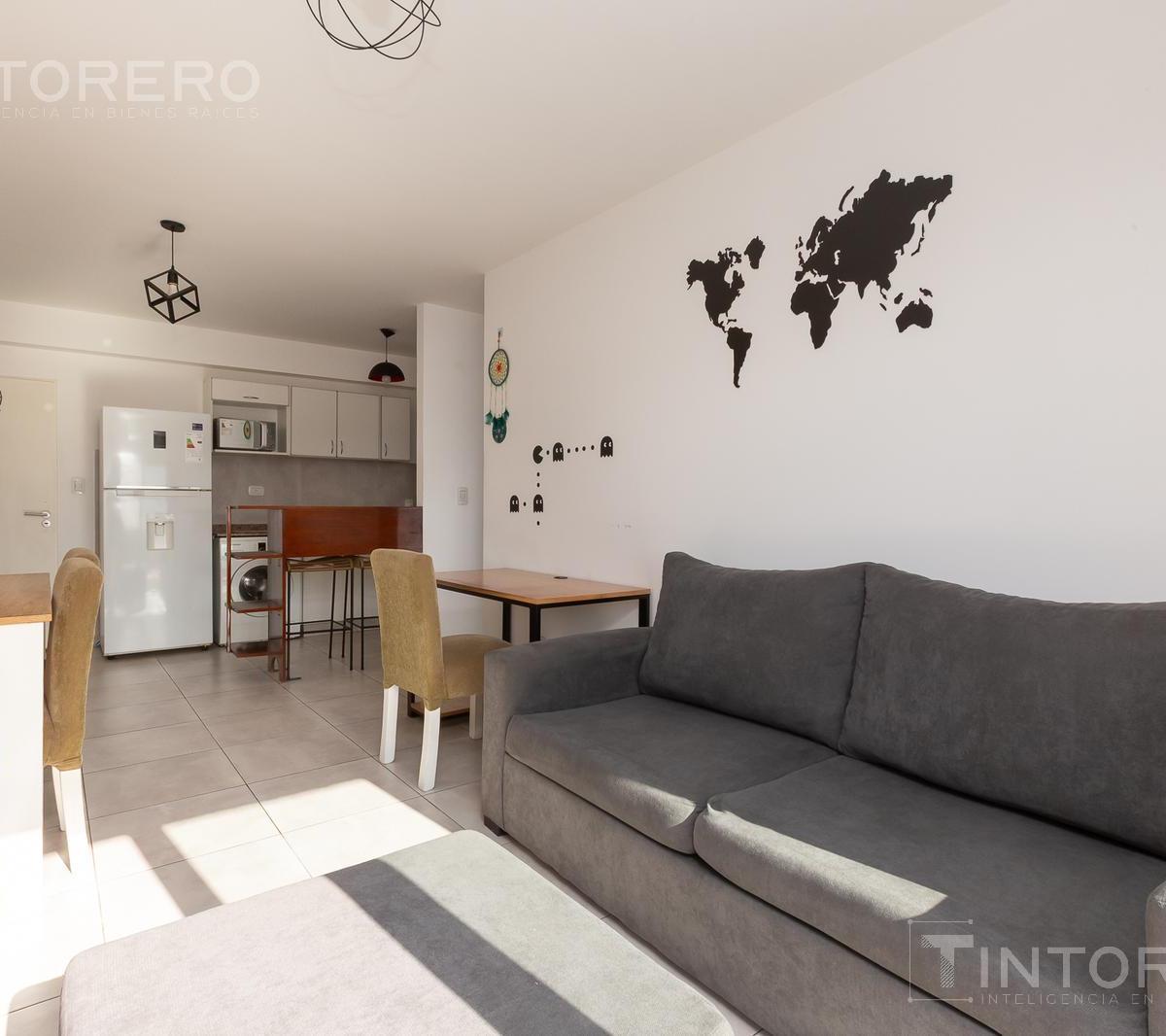 Venta Departamento 2 Ambientes Balcon y Cochera. Acepta Permuta 5