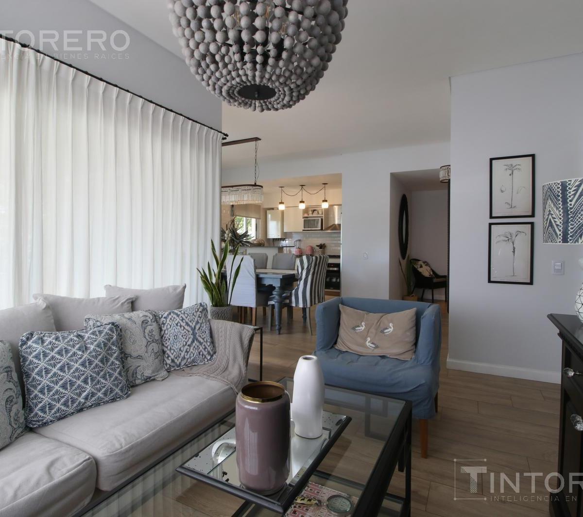 Venta Departamento 4 Ambientes con Balcón Terraza Cochera en Caballito Apto Credito 5
