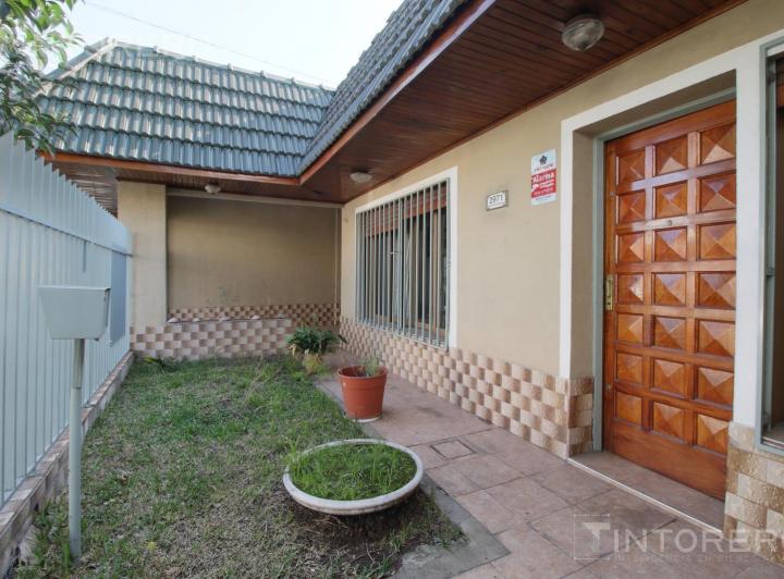 Casa en Villa Luzuriaga 4 ambientes, Apta Crédito, en Excelente Zona