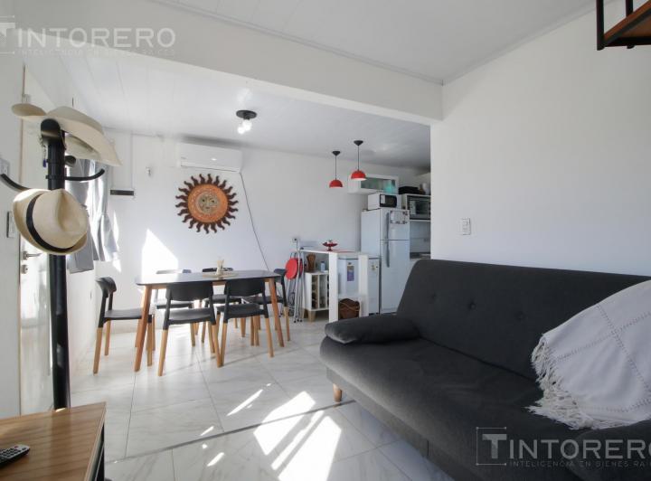 VENTA CASA 4 AMB. EN BARRIO "HARAS  EL TERRAPLEN" CON PILETA Y PARQUE 1