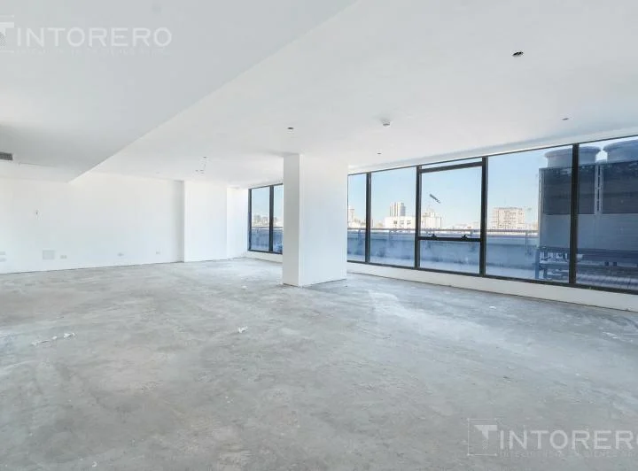 Oficina en alquiler de 160m2 con balcón aterrazado. Edificio Lex Tower en San Nicolás, CABA. 5