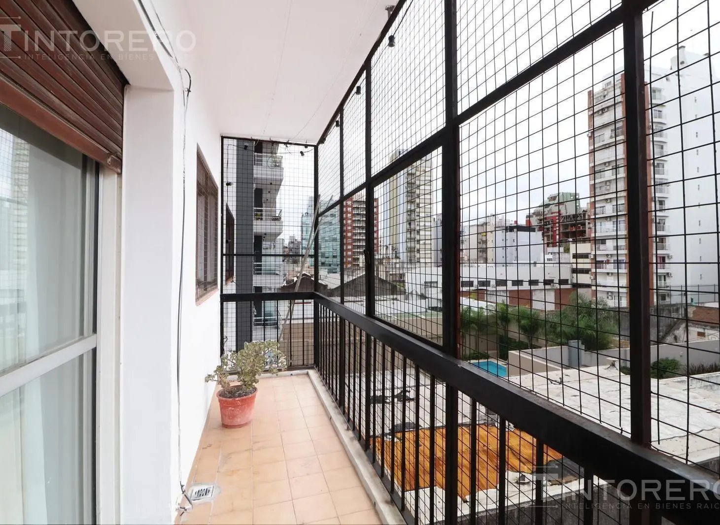 VENTA SEMI-PISO 4 AMBIENTES CON COCHERA Y BAULERA - HABITACIÓN EN SUITE 3
