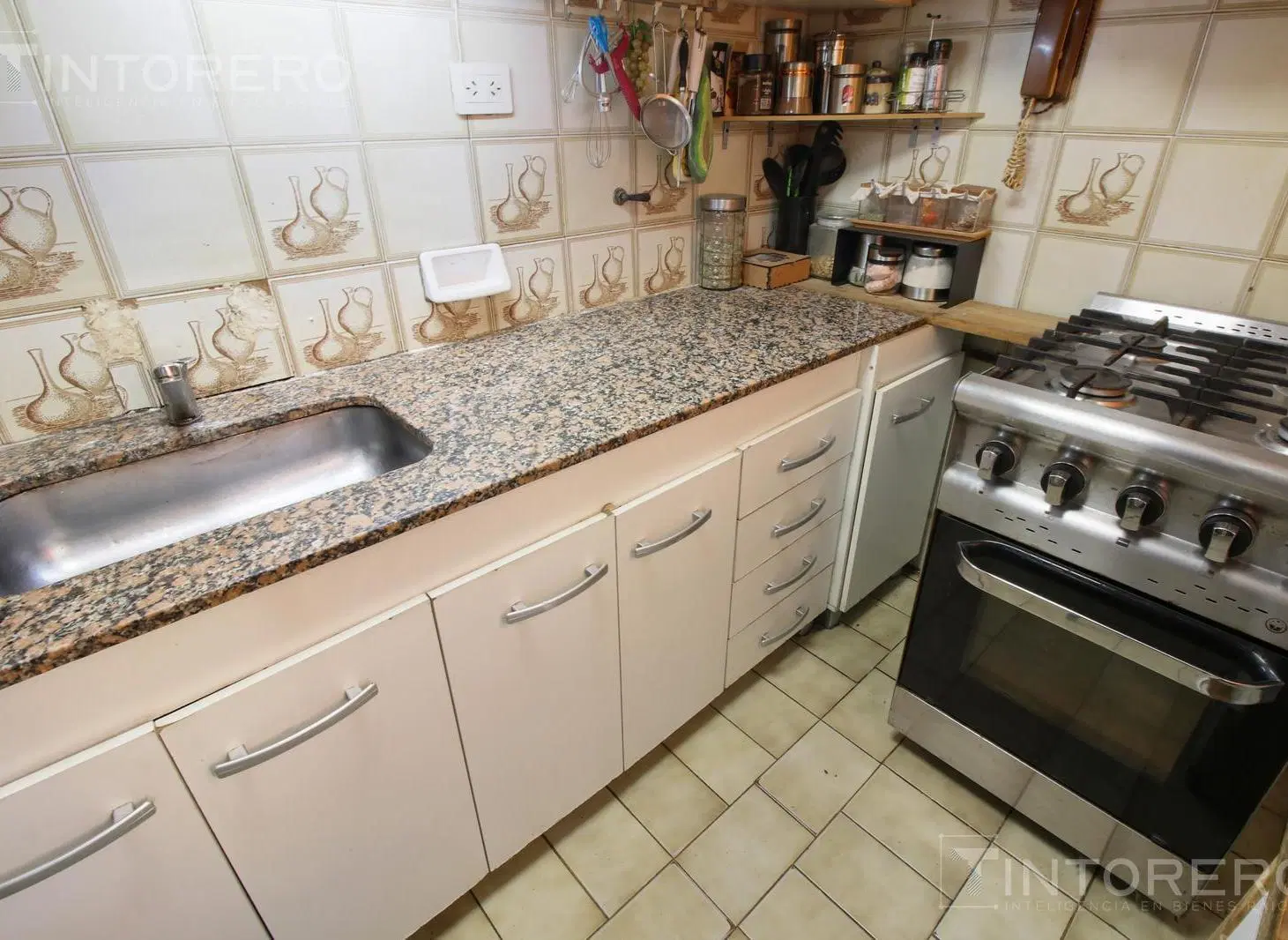 Venta Departamento 3 ambientes en Pompeya 4