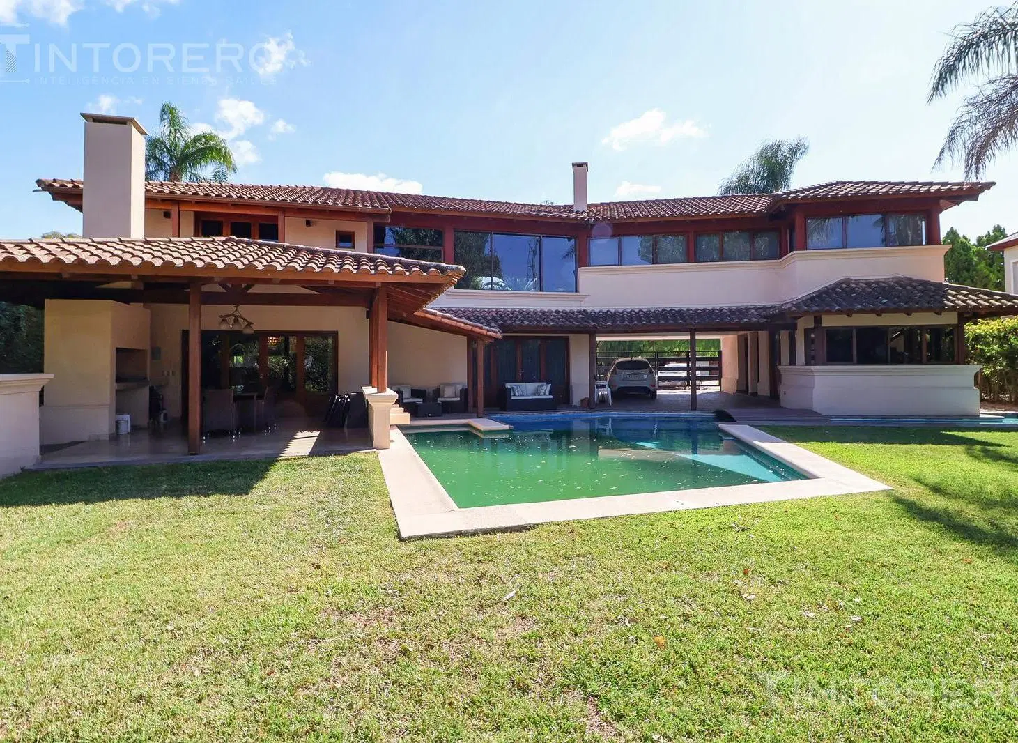 CASA EN VENTA DE 5 AMB CON AMPLIO PARQUE Y PILETA, DEPENDENCIA DE SERV. EN BARRIO LA DESEADA, EZEIZA 4