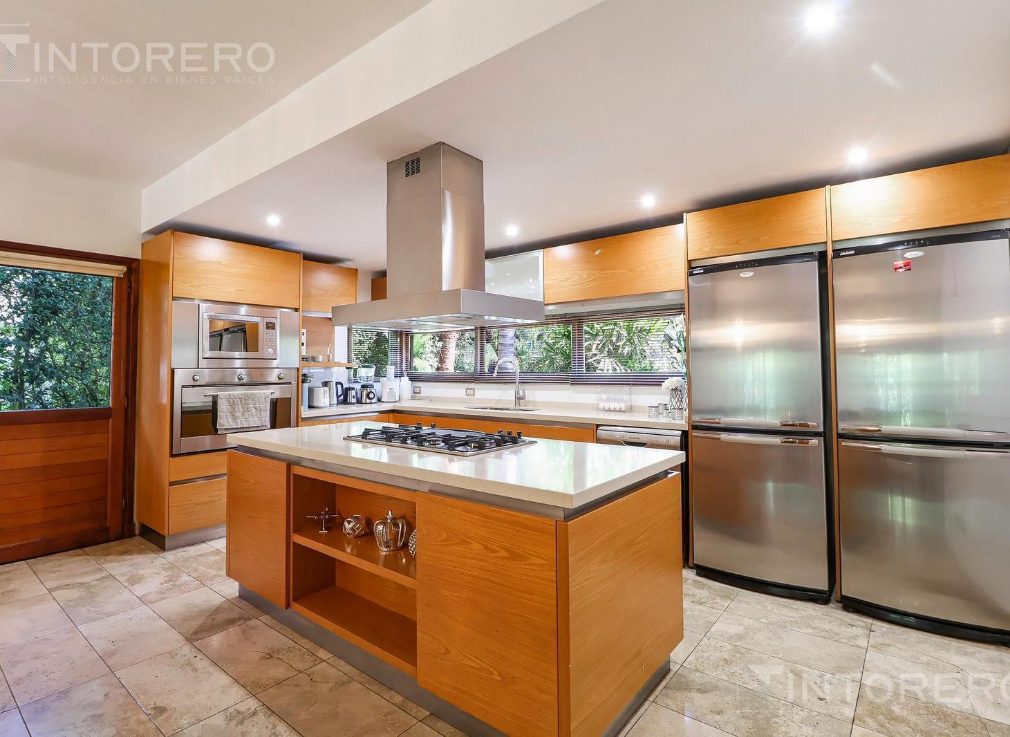 Foto de CASA VENTA 5AMB PARQUE Y PILETA, DEPENDENCIA DE SERV LA DESEADA, EZEIZA, imagen 3