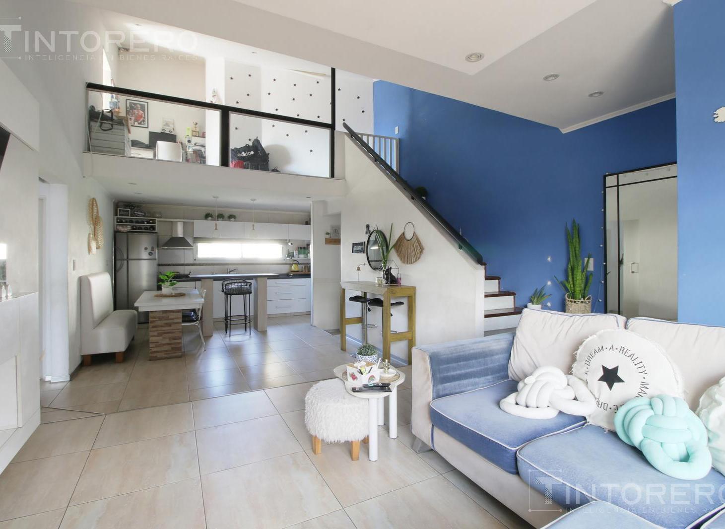 Venta Ph 4amb con Balcon y Parrila en Villa Luzuriaga