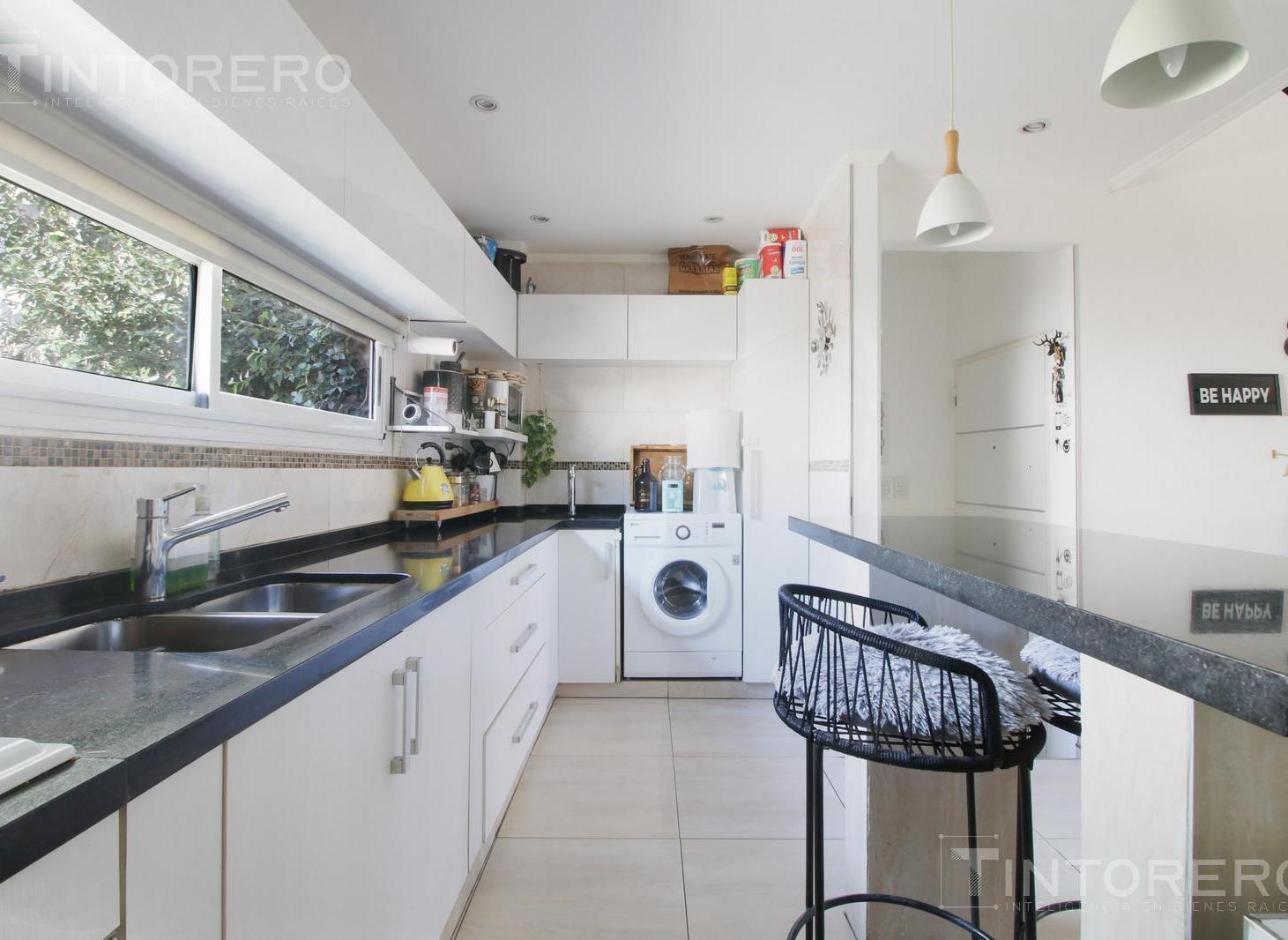 Venta Ph 4amb con Balcon y Parrila en Villa Luzuriaga