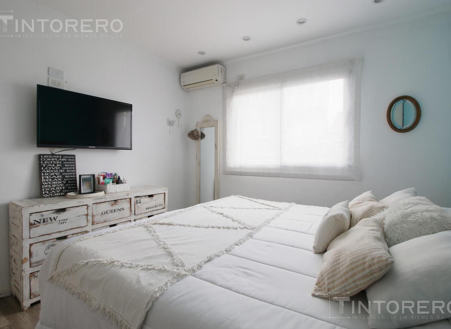 Venta Ph 4amb con Balcon y Parrila en Villa Luzuriaga