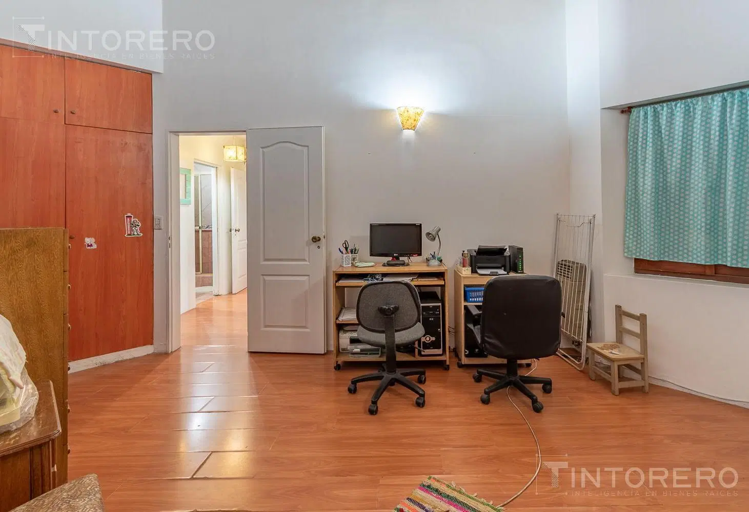 VENTA CASA 5 AMBIENTES CON COCHERA, JARDÍN Y PILETA EN VILLA MADERO 8