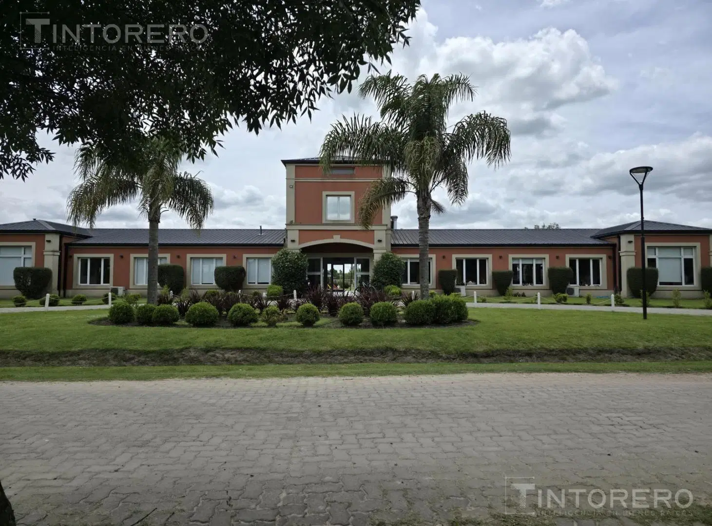 VENTA LOTE CANNING BARRIO LOS TALAS CON FONDO A LAGUNA 5