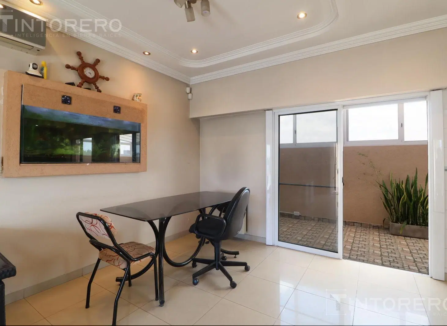 CASA EN VENTA DE 3 AMBIENTES CON AMPLIA TERRAZA EN SAN JUSTO 4