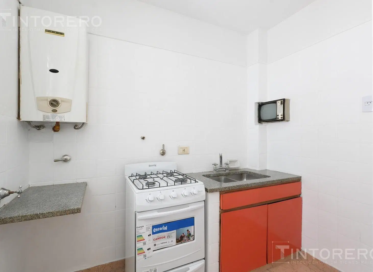 Departamento en venta de dos ambientes en Almagro 3