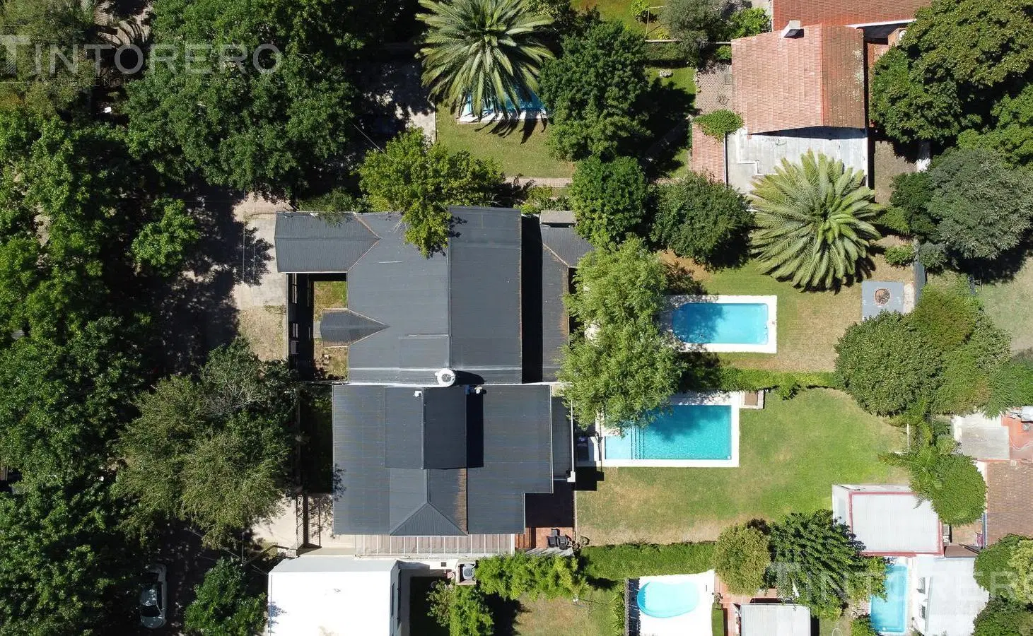 CASA EN VENTA EN PARQUE LELOIR  - FINANCIACIÓN - ACEPTA PERMUTA 4