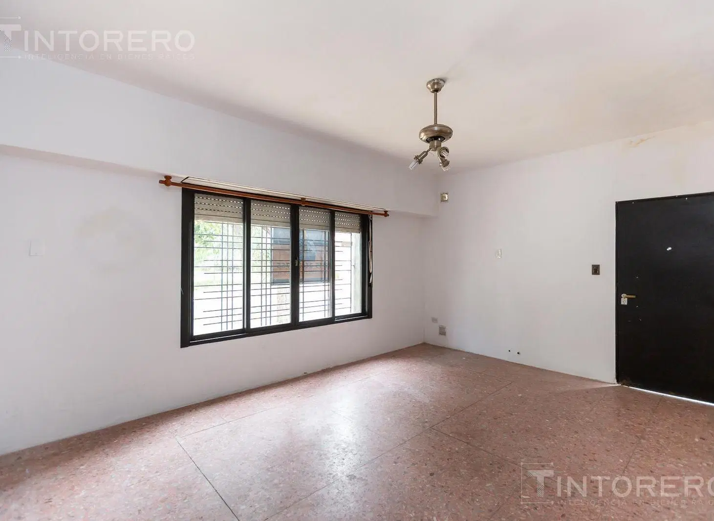 ALQUILER PH 2 AMB CON COCHERA EN VILLA SARMIENTO 5