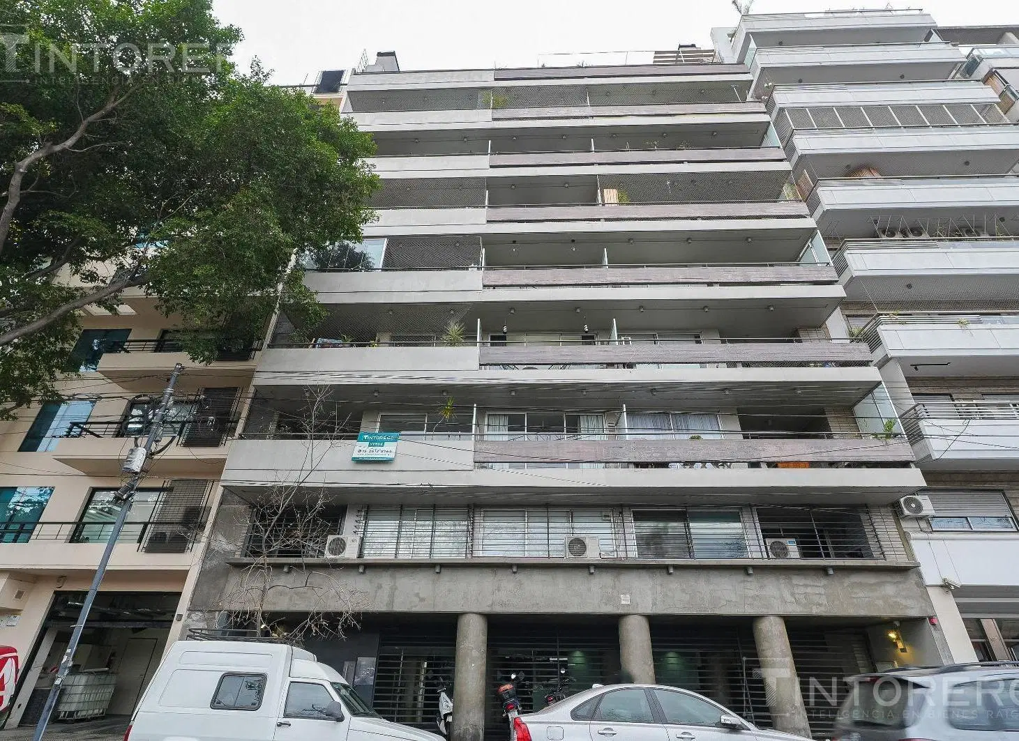 Cochera en venta + baulera en Palermo Hollywood 2