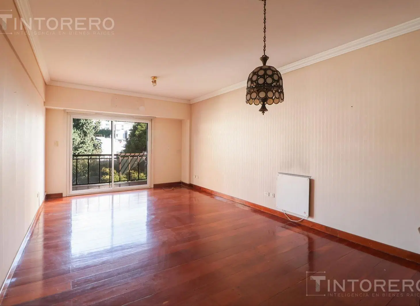 Departamento 2 ambientes con Balcón, Cochera fija cubierta y Baulera en Villa Urquiza 3