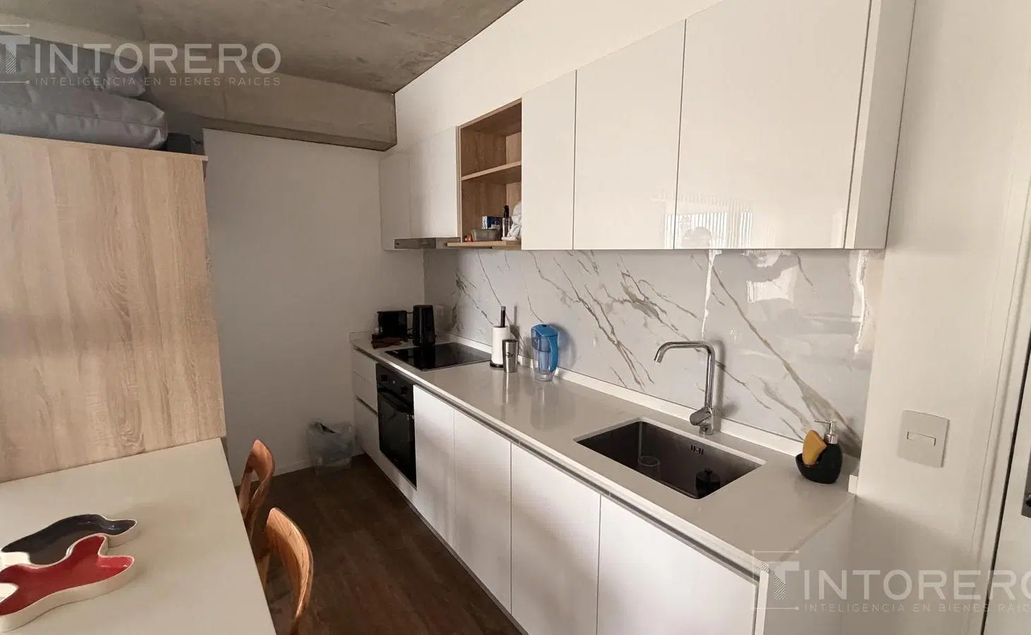 Alquiler departamento 3 ambientes en Quartier del Bajo, Piso 10 con vista abierta y directa al río 2